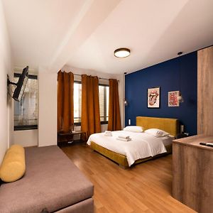 Luxury Suites Athens 2